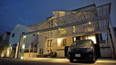 三協アルミ製高級カーポート ｍ シェード特集 1台用から4台用まで 様々な施工例のエムシェードのご紹介ページです